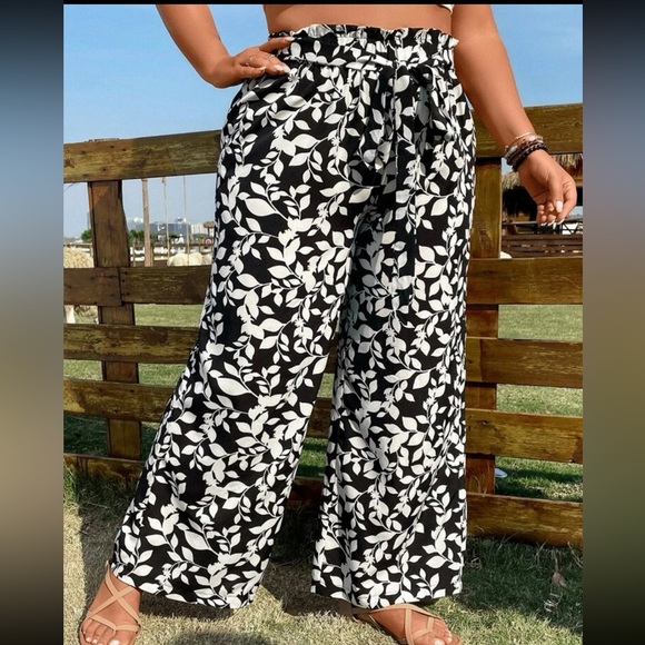 Boho Plus Size High Waist Floral Print Wide Leg Palazzo Pants - Picture 3 of 6